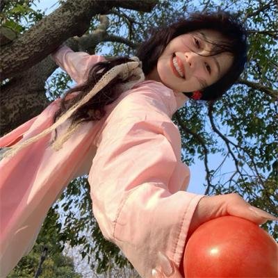 裸女怀春